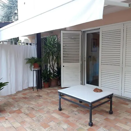 Lo Studiolo D'arte Holiday home